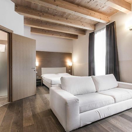 Hotel Opera Dossobuono Εξωτερικό φωτογραφία