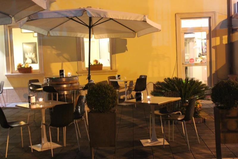 Hotel Opera Dossobuono Εξωτερικό φωτογραφία