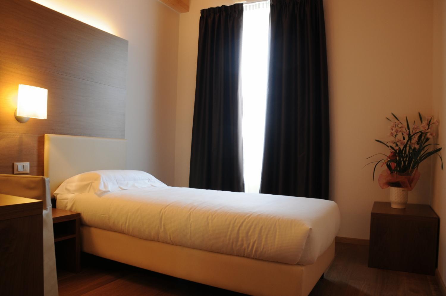 Hotel Opera Dossobuono Εξωτερικό φωτογραφία