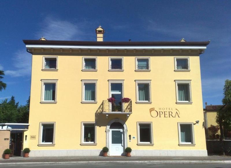 Hotel Opera Dossobuono Εξωτερικό φωτογραφία