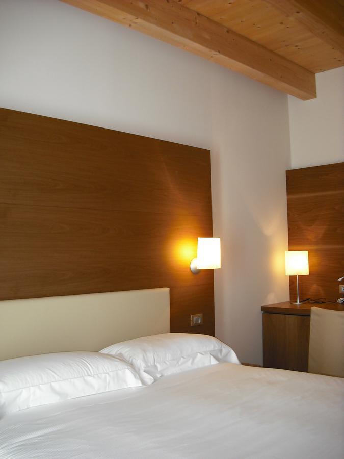 Hotel Opera Dossobuono Δωμάτιο φωτογραφία
