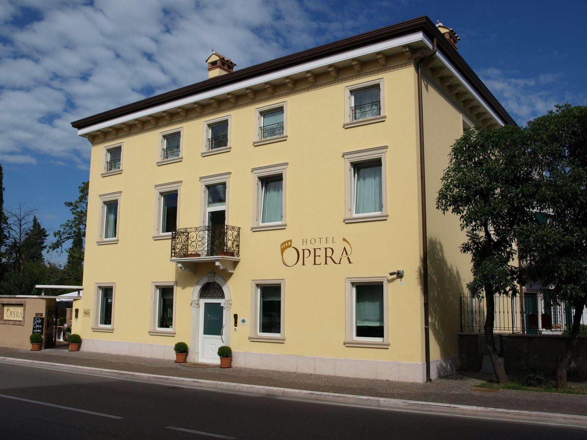 Hotel Opera Dossobuono Εξωτερικό φωτογραφία