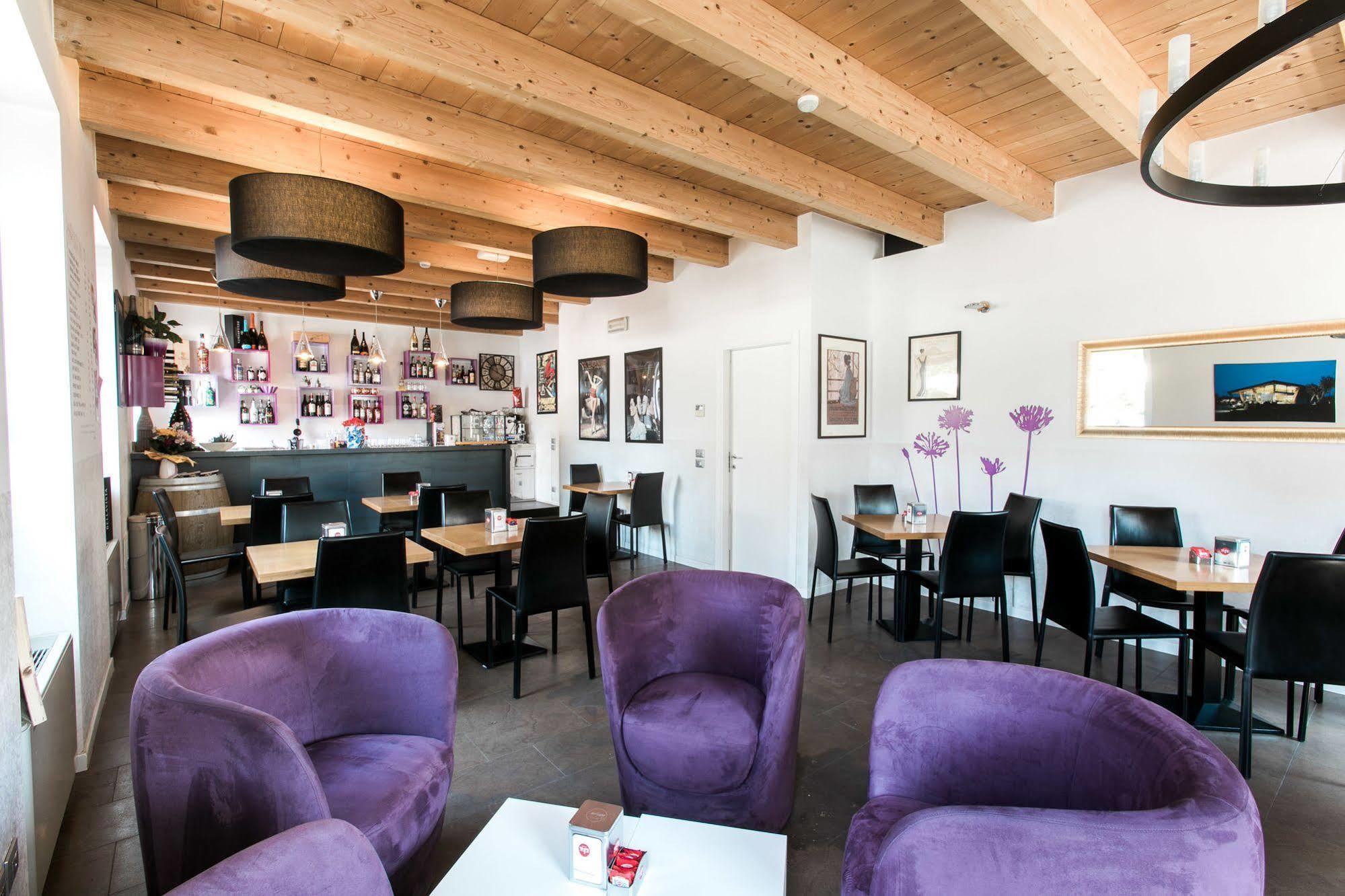 Hotel Opera Dossobuono Εξωτερικό φωτογραφία
